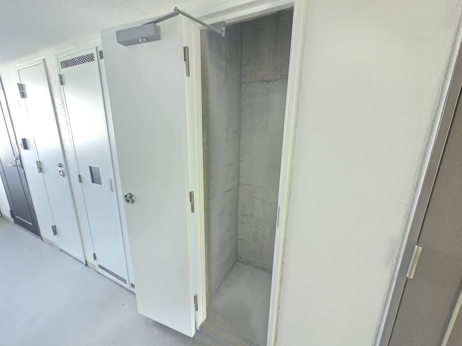 その他　玄関脇トランクルーム