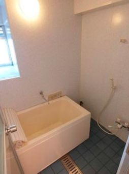 バス・シャワールーム　お風呂で日々の疲れを落としましょう