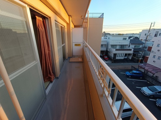 バルコニー　※別部屋の写真です