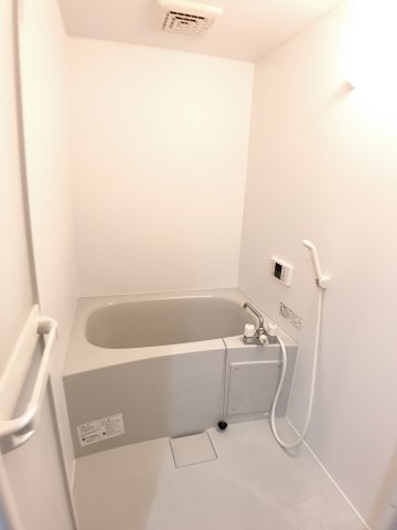 バス・シャワールーム　追炊き機能付オートバス