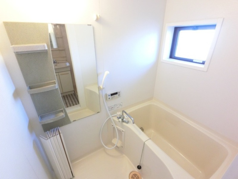 バス・シャワールーム　図面と現状に相違がある場合には現状を優先