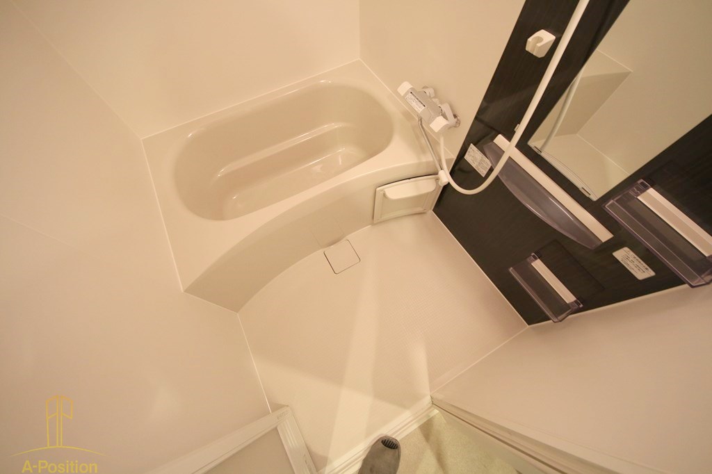 バス・シャワールーム　セレニテ本町東リアン