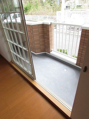 バルコニー　バルコニーがあります