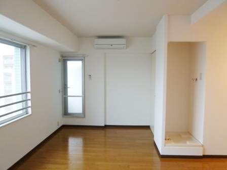 居室・リビング　エアコン付きで初期費用を抑えたい方にもおすすめです。