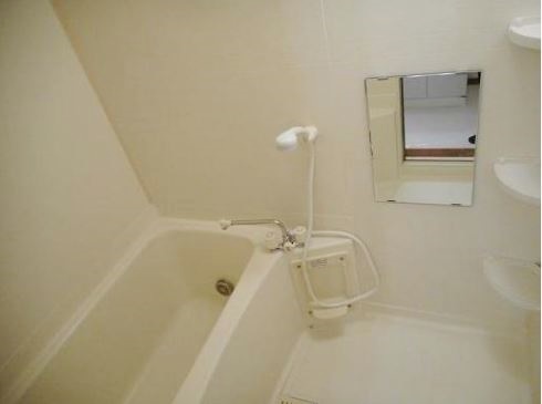 バス・シャワールーム　日々の疲れを癒すお風呂です♪