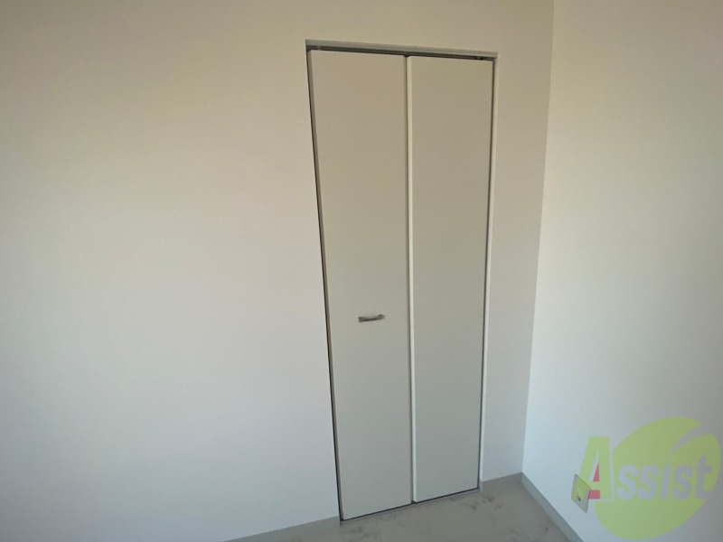 収納　寝室の収納です。部屋がすっきり片付きます。