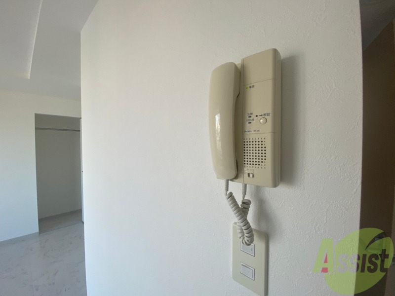 セキュリティ　インターホンです。オートロック付きで安心のマンションです。