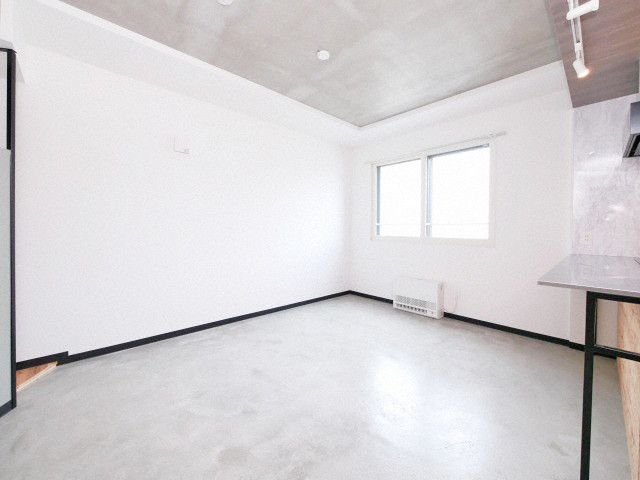 居室・リビング　同物件・別部屋の写真です