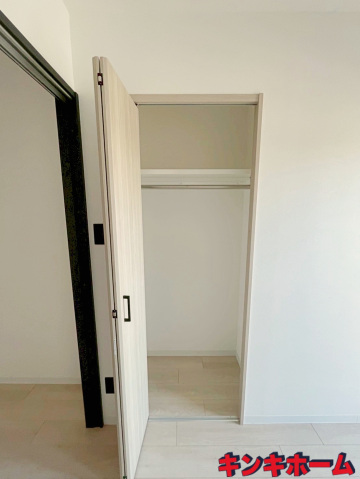 収納　写真は別のお部屋です。（現況を優先してください）