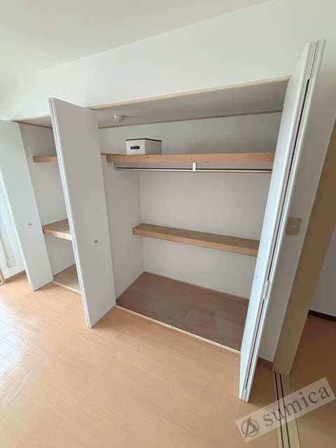 収納　収納力抜群の壁一面のクローゼットです♪♪