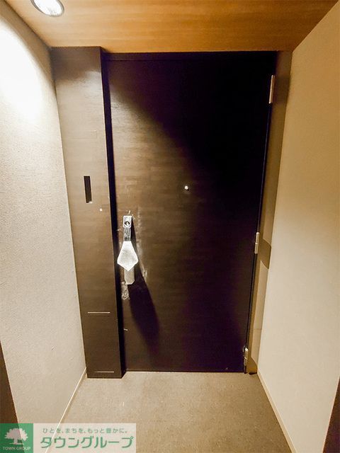 玄関　※写真は同タイプ住戸です。