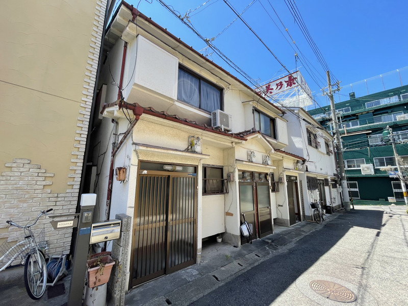 建物外観　西尾文化