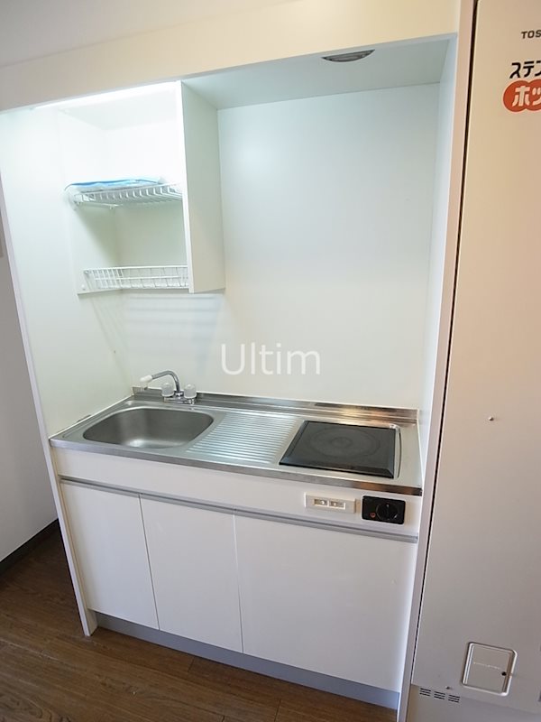 キッチン　※同タイプの他のお部屋です