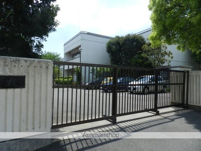 中学校　浦安市立浦安中学校（中学校）まで1001m