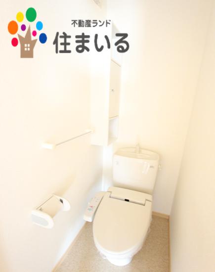 トイレ　※写真は同型タイプとなります