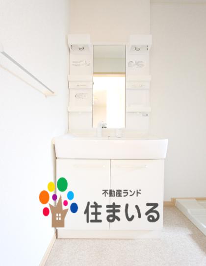 洗面設備　※写真は同型タイプとなります