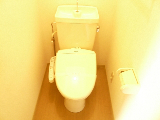 トイレ　※別号室のお写真です