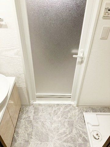 その他設備　玄関