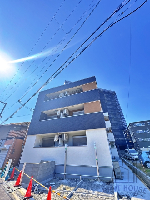 建物外観　外観（建設中）