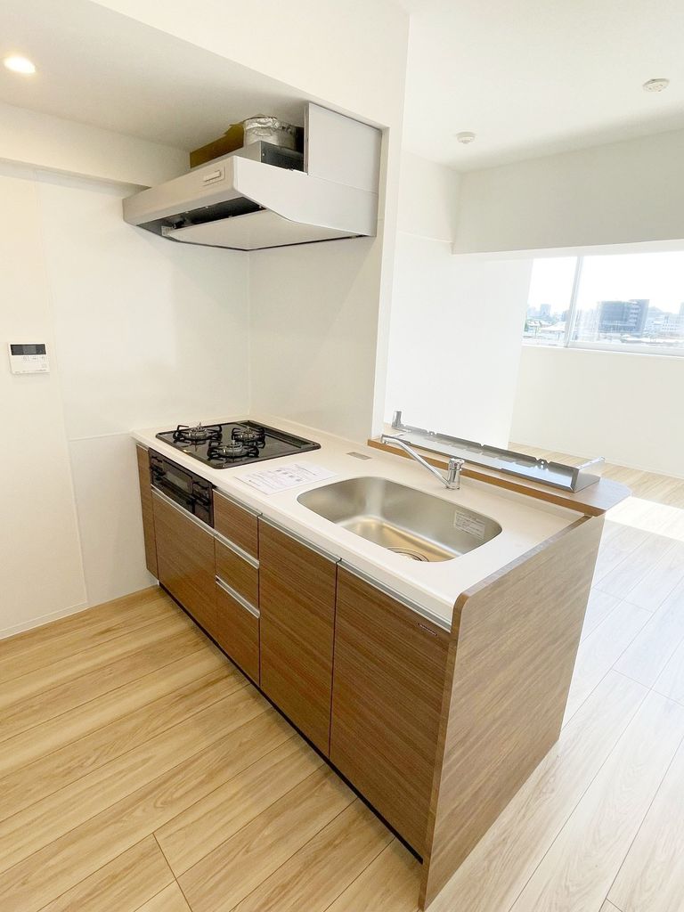 キッチン　バルコニー