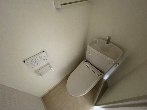トイレ　※別部屋の写真です