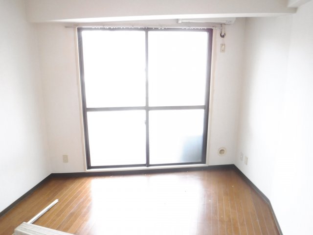 居室・リビング　他のお部屋の参考写真です。