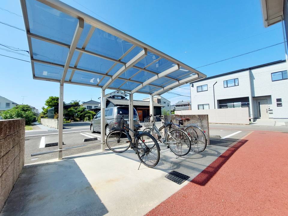 駐車場　駐輪場