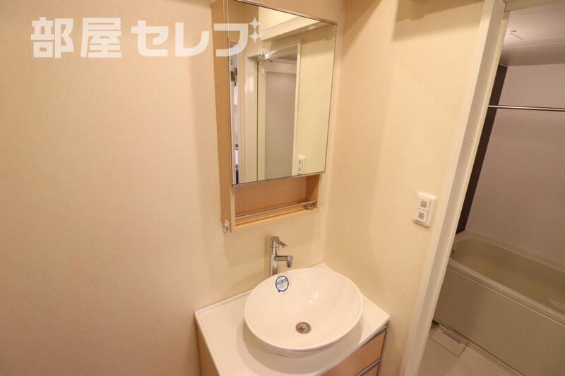 洗面設備　洗面台もおしゃれ
