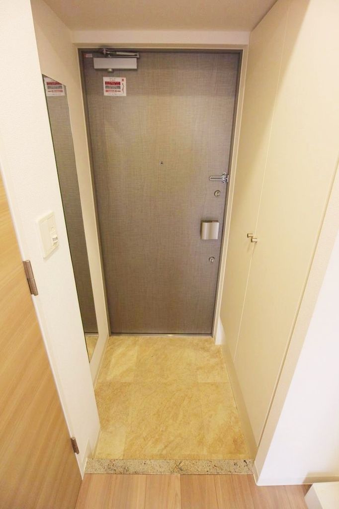 玄関　玄関