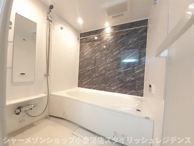 バス・シャワールーム　お風呂です