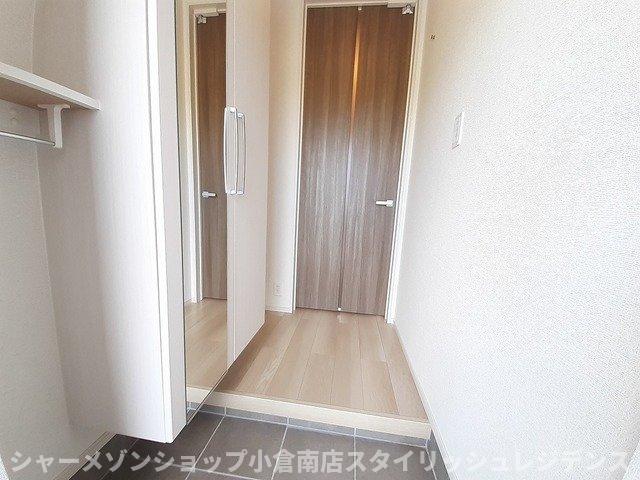 玄関　シンプルで使いやすい玄関です