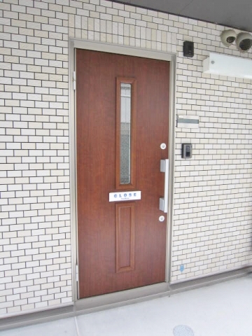 玄関　玄関ドア