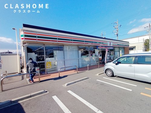 コンビニ　セブンイレブン 碧南中町5丁目店（コンビニ）まで409m
