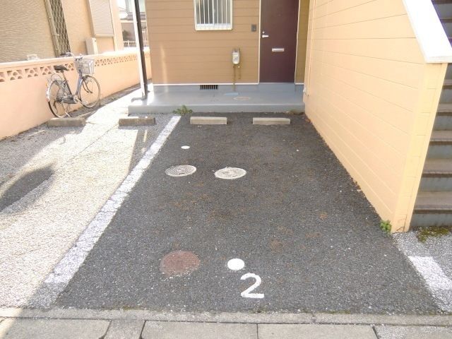 駐車場　敷地内駐車場