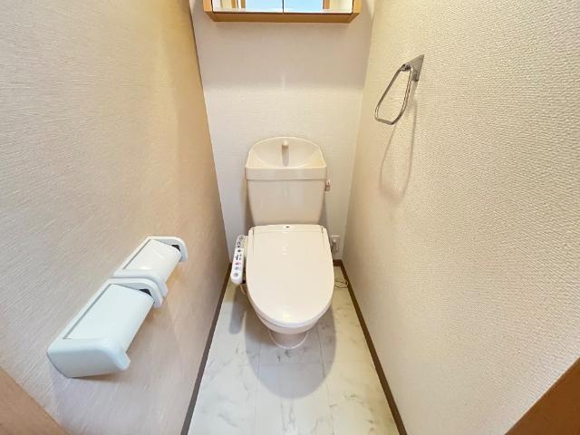 トイレ　シャワー付トイレ