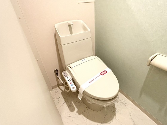 トイレ　シャワー付きトイレ
