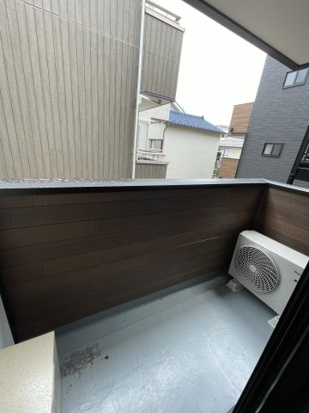 バルコニー　落ち着いた時間を過ごせるバルコニーです