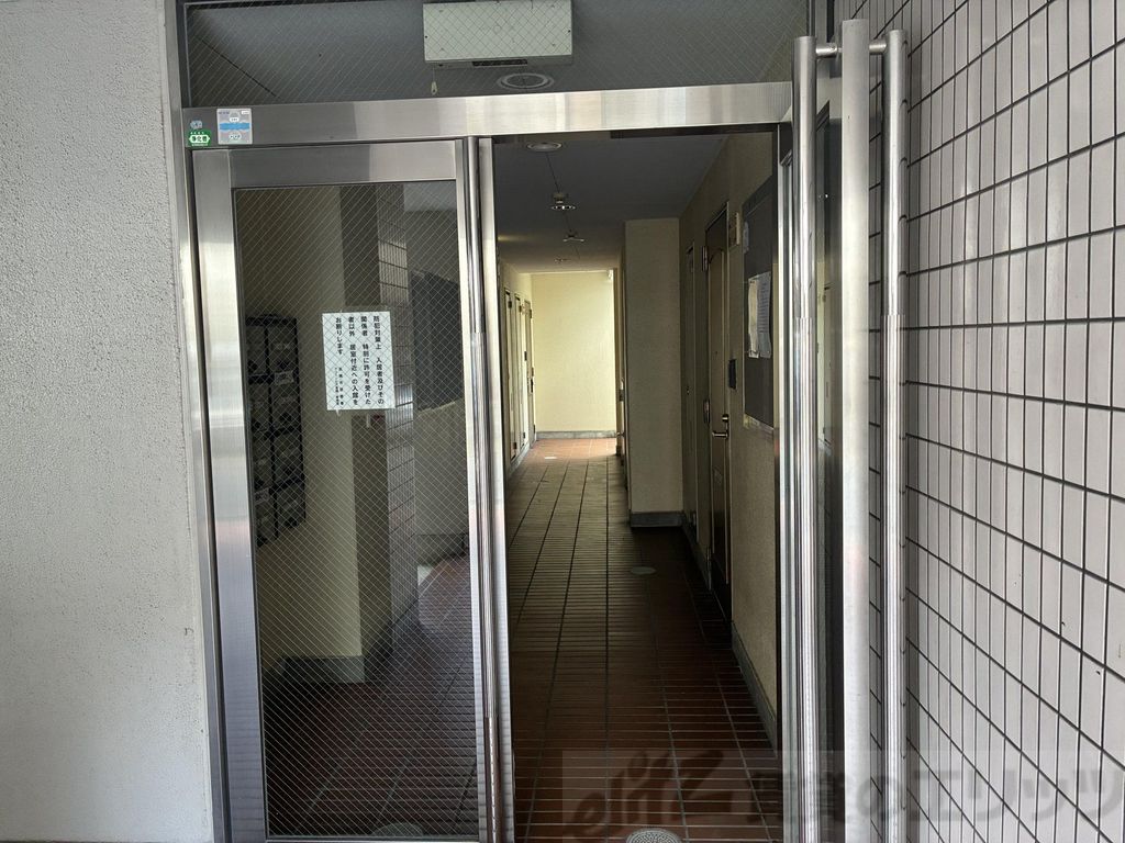 ロビー　エントランス