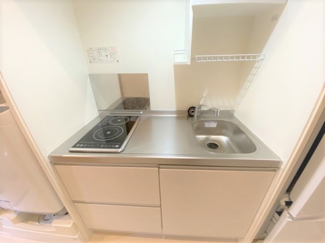 キッチン　コンパクトなキッチンで掃除もラクラク