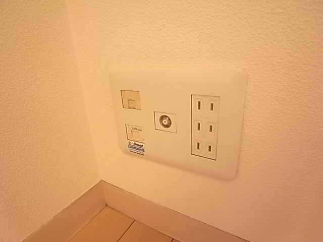 その他設備　インターネット使い放題です（写真は1R）