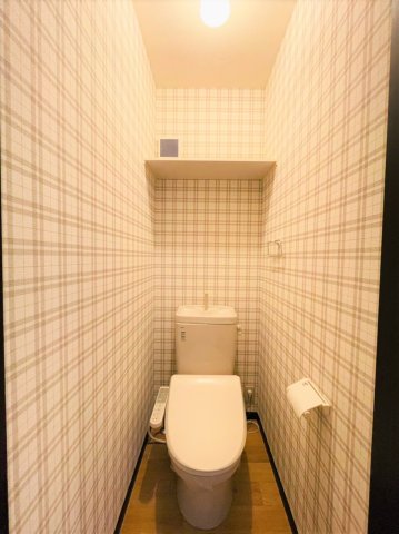 トイレ　※同物件別号室の写真になります