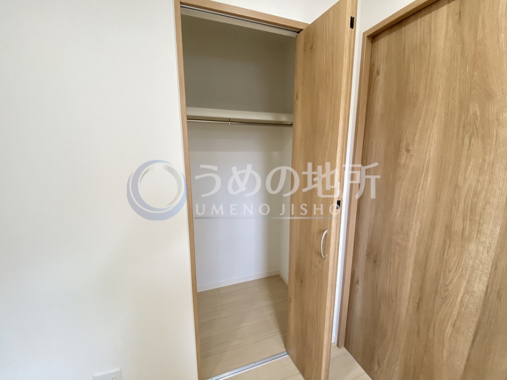 収納　洋室収納