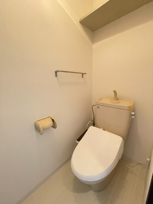トイレ　別部屋同仕様
