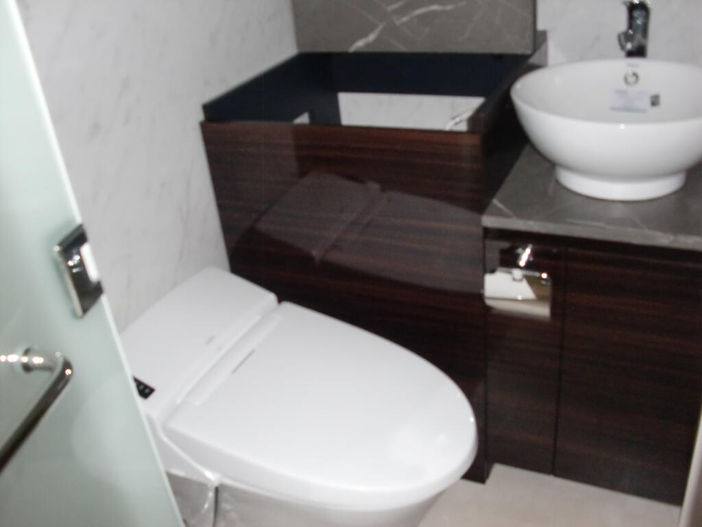 トイレ　写真はCタイプのお部屋となります。
