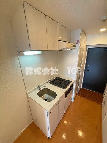キッチン　ガス2口グリル付き