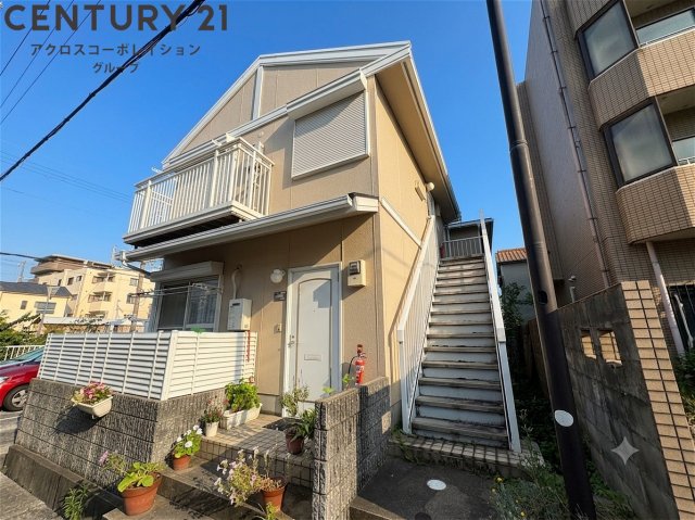 建物外観　落ち着いた雰囲気の外観です！