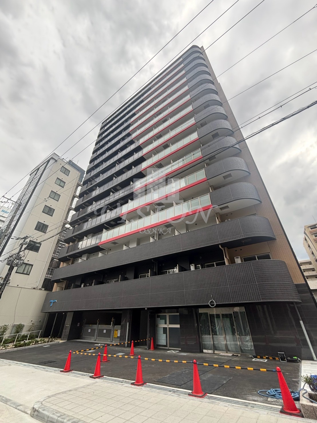 地下鉄谷町線 谷町六丁目駅 徒歩4分 築1年
