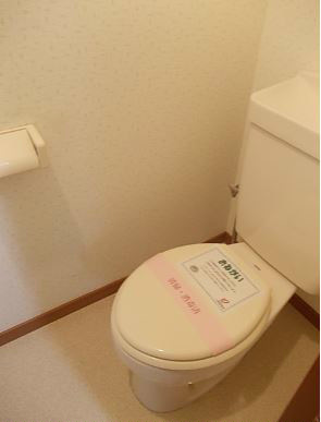 トイレ　写真は同型タイプです。