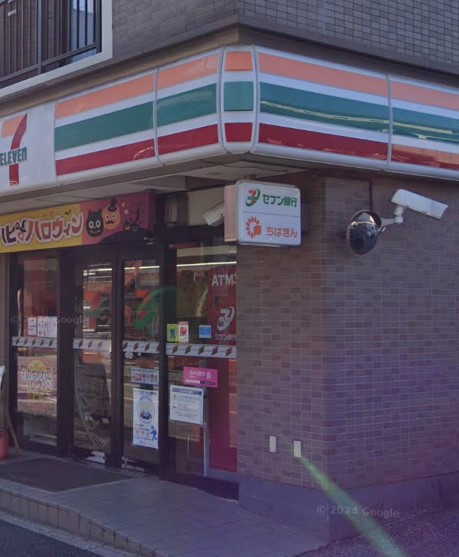コンビニ　セブンイレブン 船橋塚田駅前店（コンビニ）まで811m