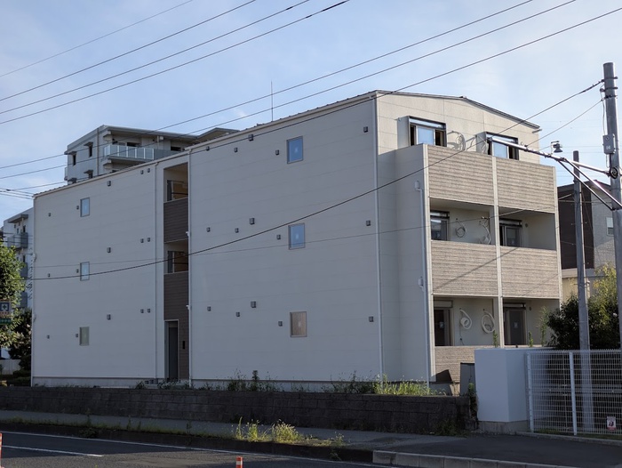 建物外観　建築中